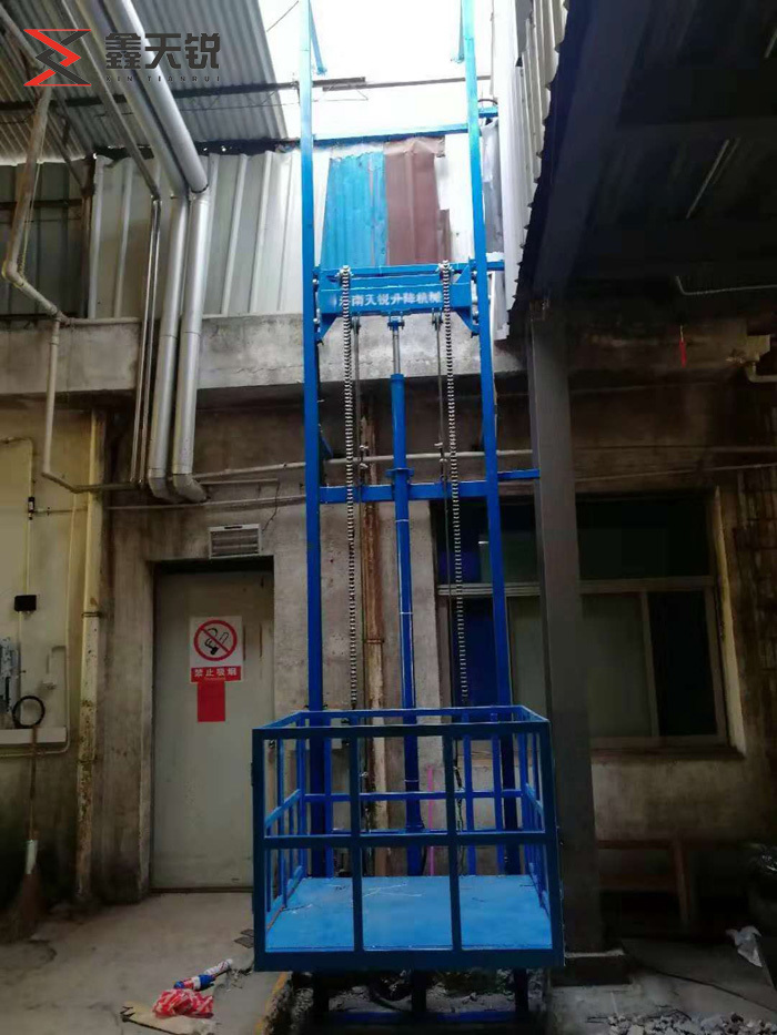 内蒙古导轨式升降货梯